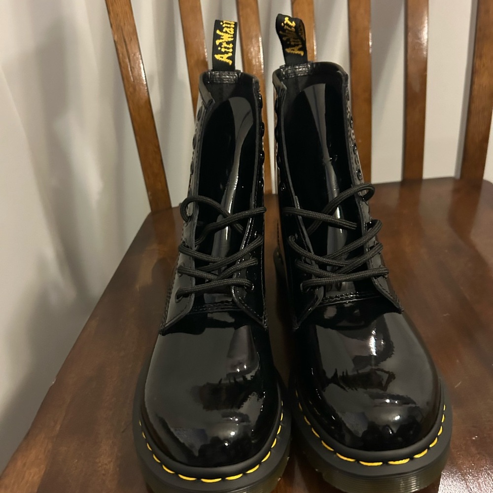 DR. MARTENS 11821 Women's Boot Patent‎ Leather Combat Boots Black size 5 - Picture 4 of 7